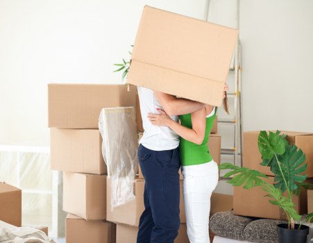 Packing and loading support for a Clapham property move