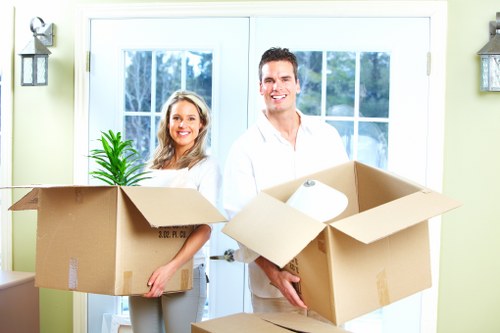 Local house removal support near Clapham Common